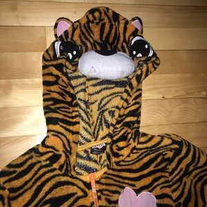 Tiger onesie from urban heritage, size xs